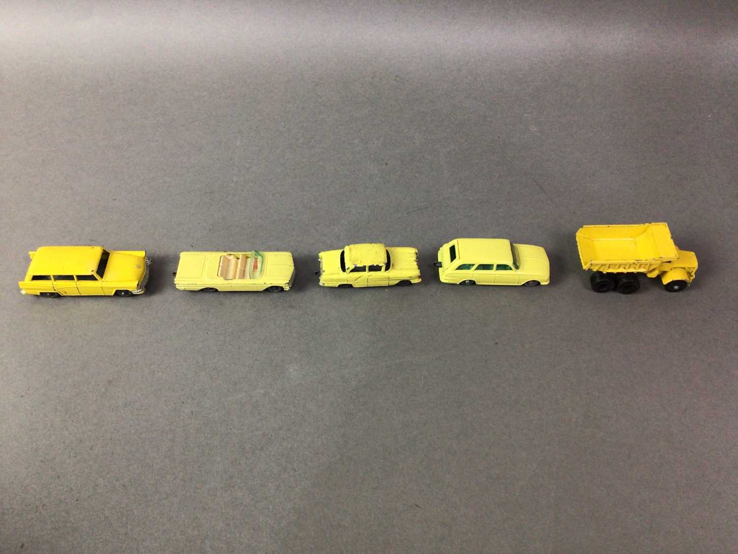 GROUP OF DIE-CAST MODEL VEHICLES - Image 3 of 4