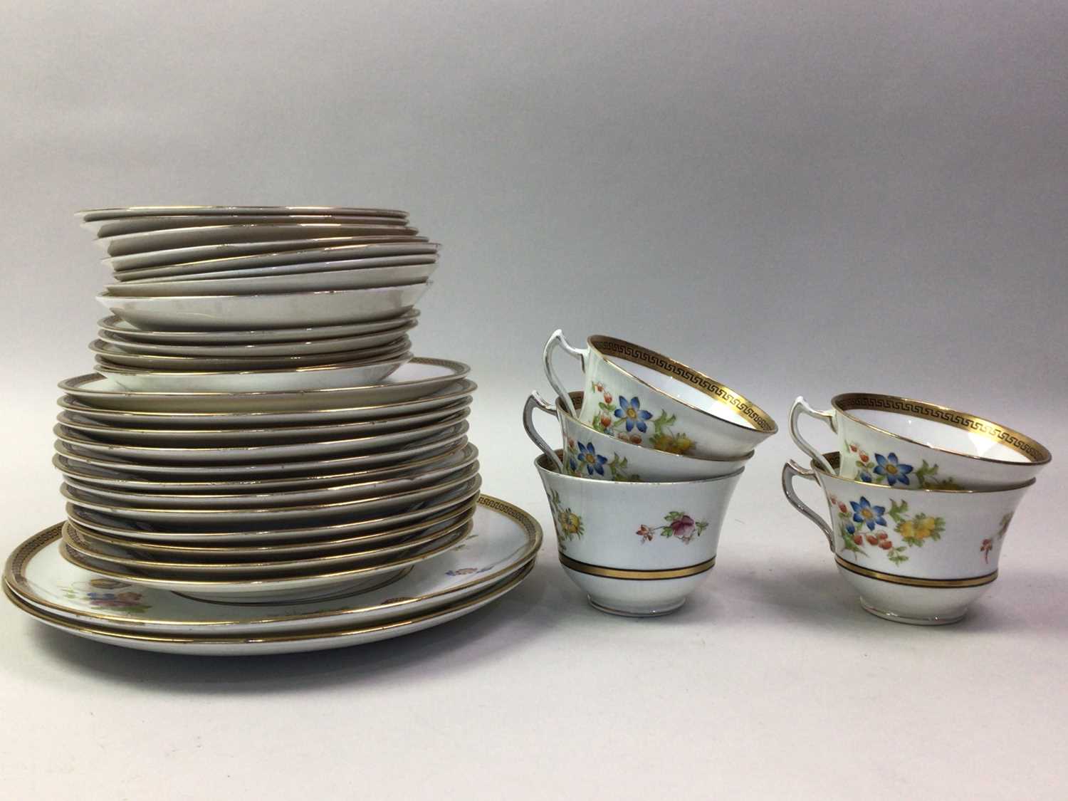 DIAMOND CHINA TEA SERVICE, EARLY 20TH CENTURY - Image 3 of 3