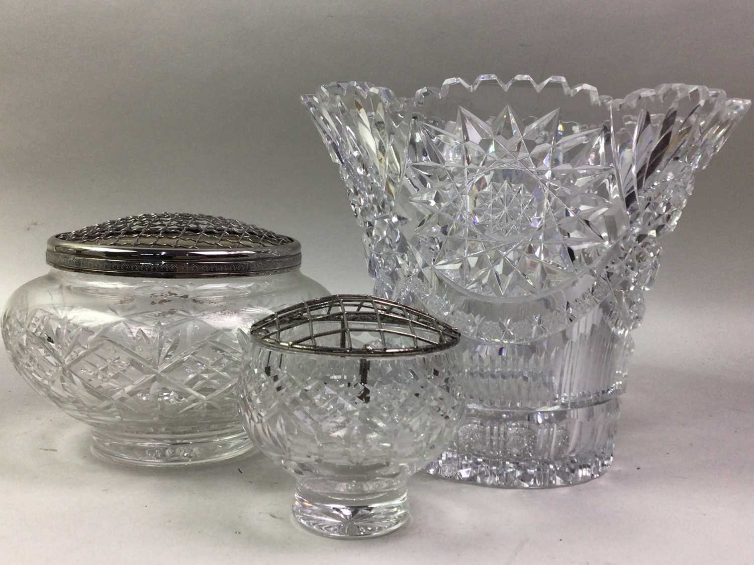 PAIR OF CRYSTAL VASES, ALONG WITH OTHER GLASSWARE - Image 3 of 3