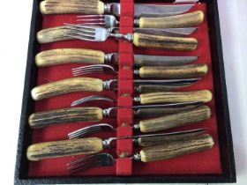 GROUP OF STEAK CUTLERY,