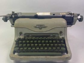 STERLING SIEMAG TYPEWRITER DELUXE,