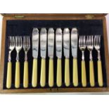 SILVER PLATED FISH KNIVES AND FORKS, ALONG WITH OTHER PLATED ITEMS