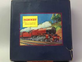 GROUP OF VINTAGE HORNBY TRAIN SET BOXES,