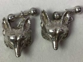 PAIR OF SILVER FOX HEAD CUFFLINKS,