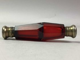 VICTORIAN CRANBERRY GLASS DOUBLE SCENT BOTTLE, LATE 19TH CENTURY