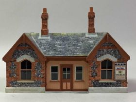 GROUP OF HORNBY DUBLO BUILDINGS,