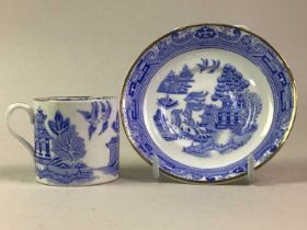 HANCOCKS CHINA, WILLOW PATTERN COFFEE SET, LATE 19TH / EARLY 20TH CENTURY