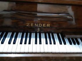 UPRIGHT PIANO, ZENDER