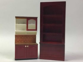 COLLECTION OF DOLL HOUSE FURNITURE,