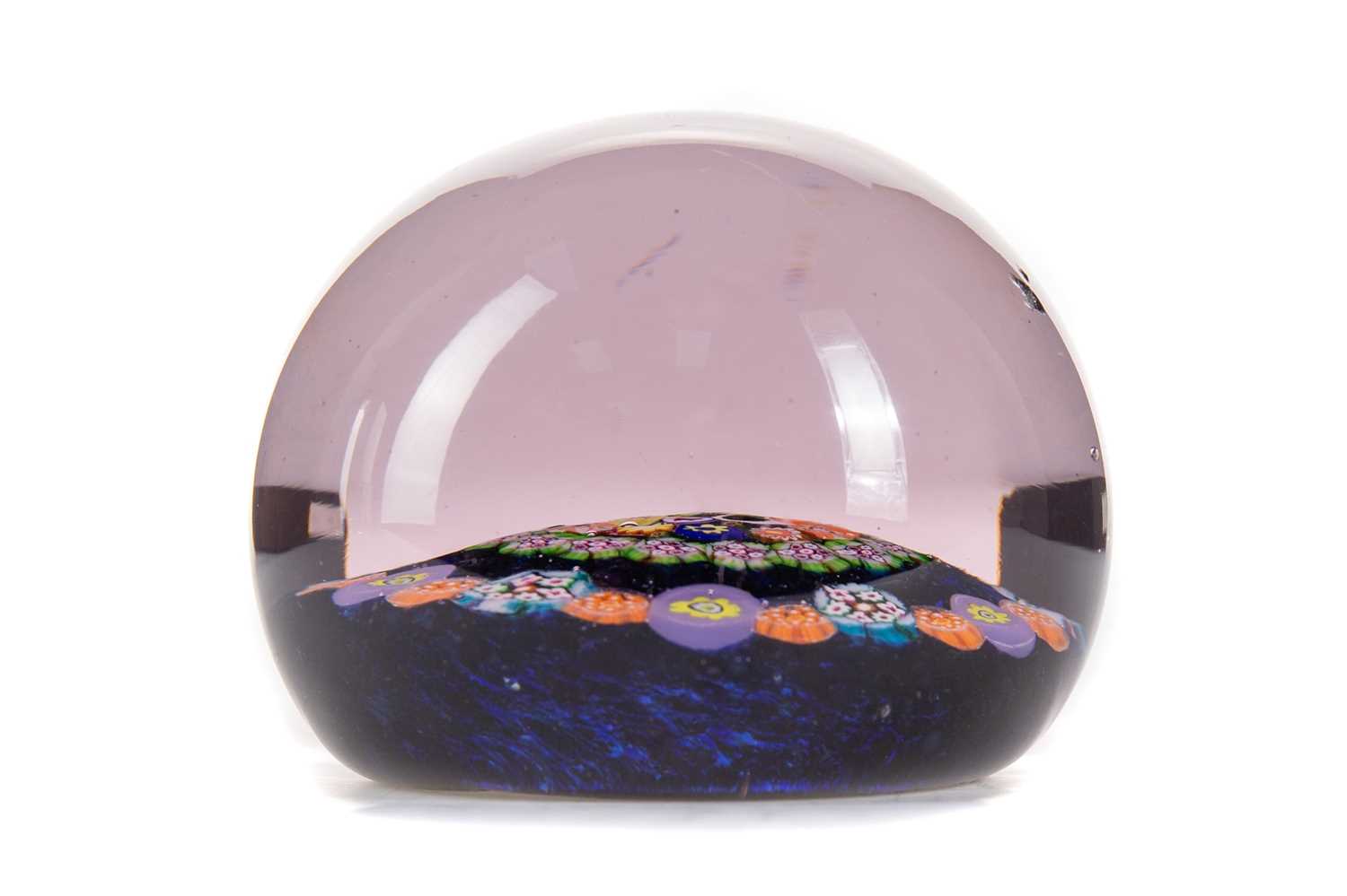 ATTRIBUTED TO PAUL YSART (SPANISH/BRITISH, 1904-1992) FOR MONART, MILLEFIORI GLASS PAPERWEIGHT CIRCA