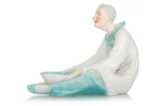 ATTRIBUTED TO MEISSEN, 'PIERROT' FIGURAL TRINKET DISH, CIRCA LATE 19TH / EARLY 20TH CENTURY