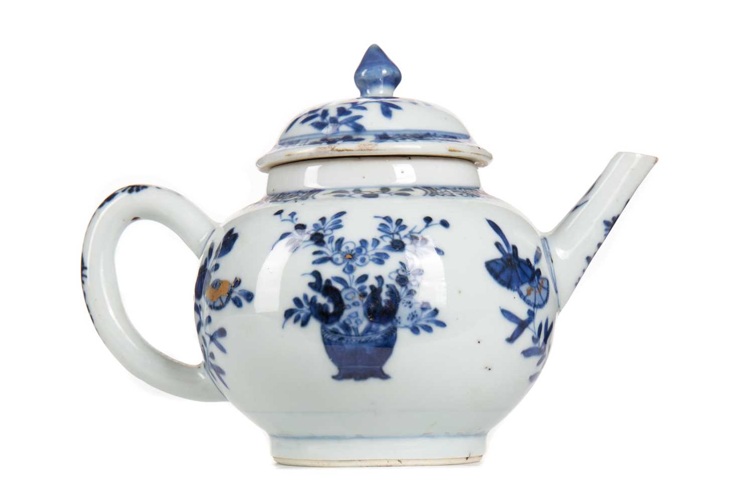 18TH CENTURY CHINESE BLUE AND WHITE TEA POT QIANLONG PERIOD 1736 - 1795