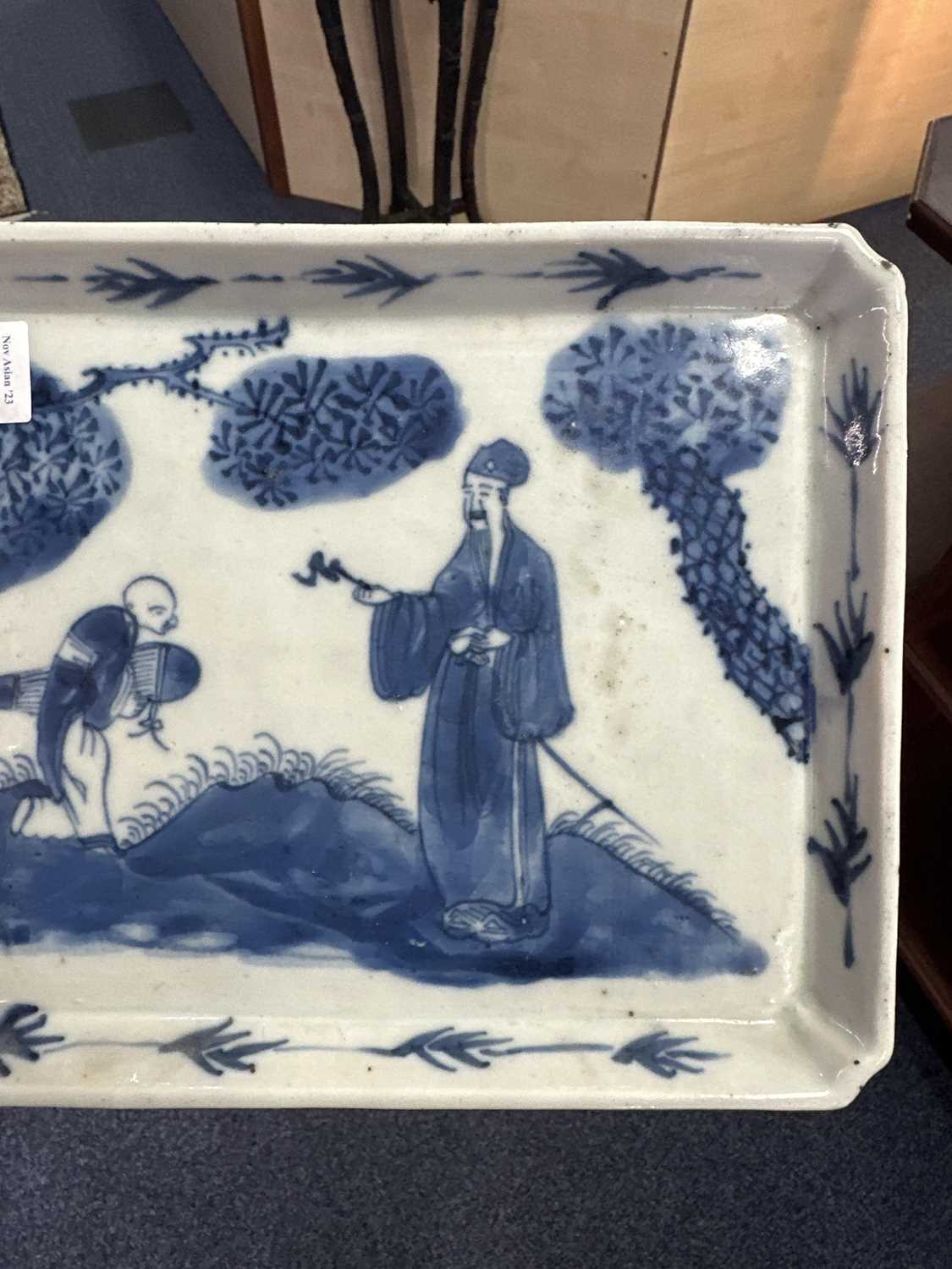 CHINESE BLUE AND WHITE CHARGER, 19TH CENTURY - Image 6 of 16