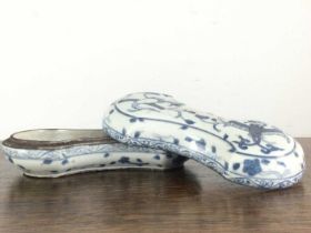 CHINESE BLUE AND WHITE 'INGOT' BOX AND COVER,