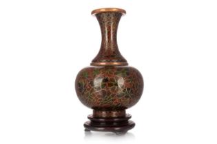 CHINESE CLOISONNE VASE, EARLY 20TH CENTURY
