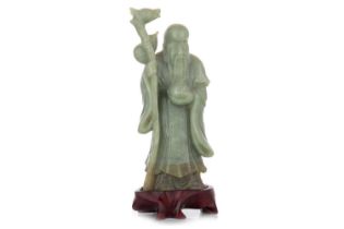 CHINESE CARVED JADE FIGURE OF SHOU LAO, 20TH CENTURY