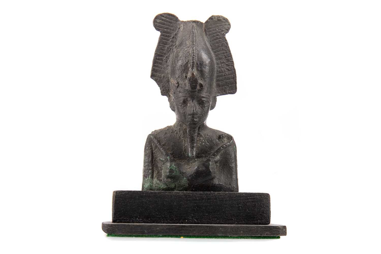 AN ANCIENT EGYPTIAN BRONZE OVERLAID BUST OF OSIRIS