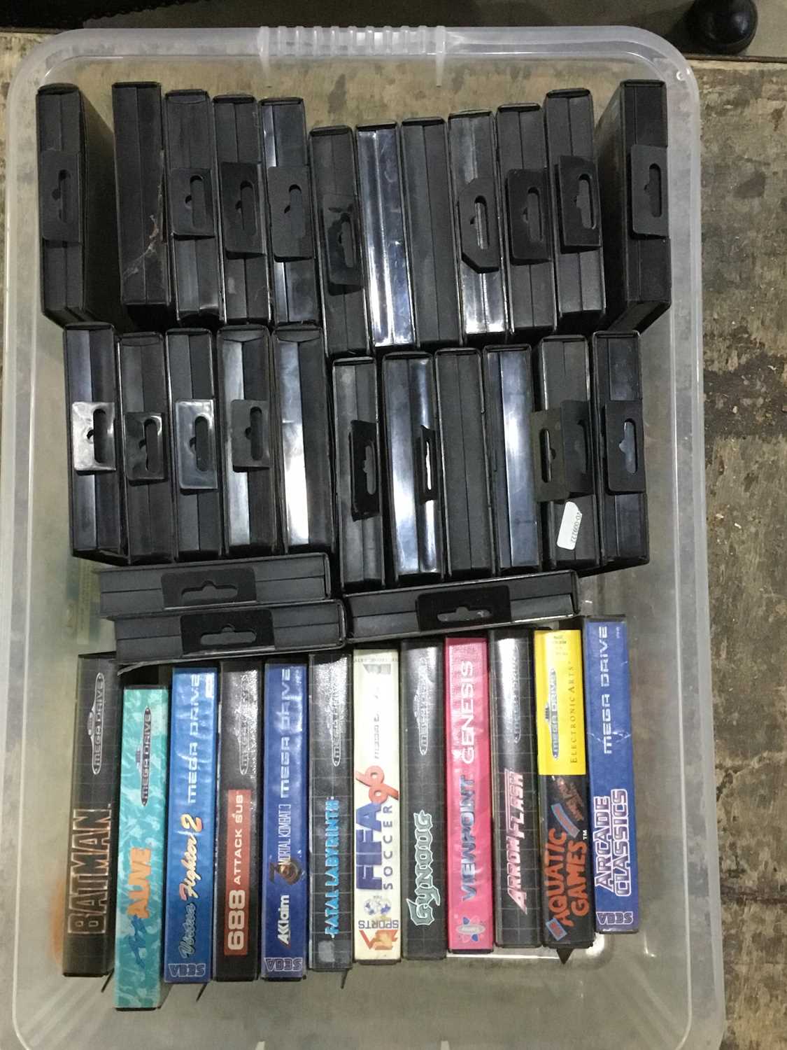 A SEGA MEDA DRIVE II AND APPROXIMATELY 38 GAMES - Image 2 of 5