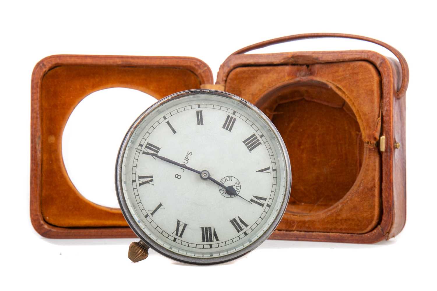 AN EARLY 20TH CENTURY TRAVELLING CLOCK BY JAEGER - Image 2 of 8