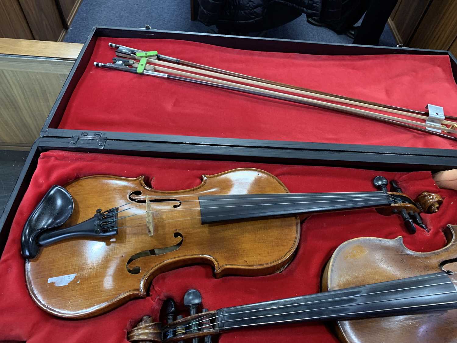 TWO VIOLINS AND BOWS IN A SINGLE CASE - Image 4 of 36