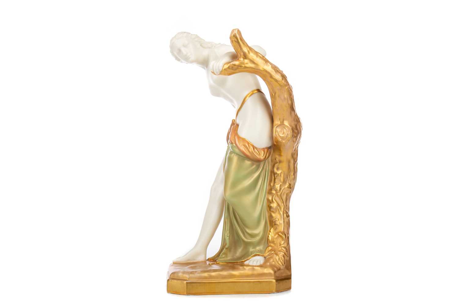 THE BATHER SURPRISED, A ROYAL WORCESTER FIGURE AFTER SIR TERENCE BROCK - Image 3 of 15