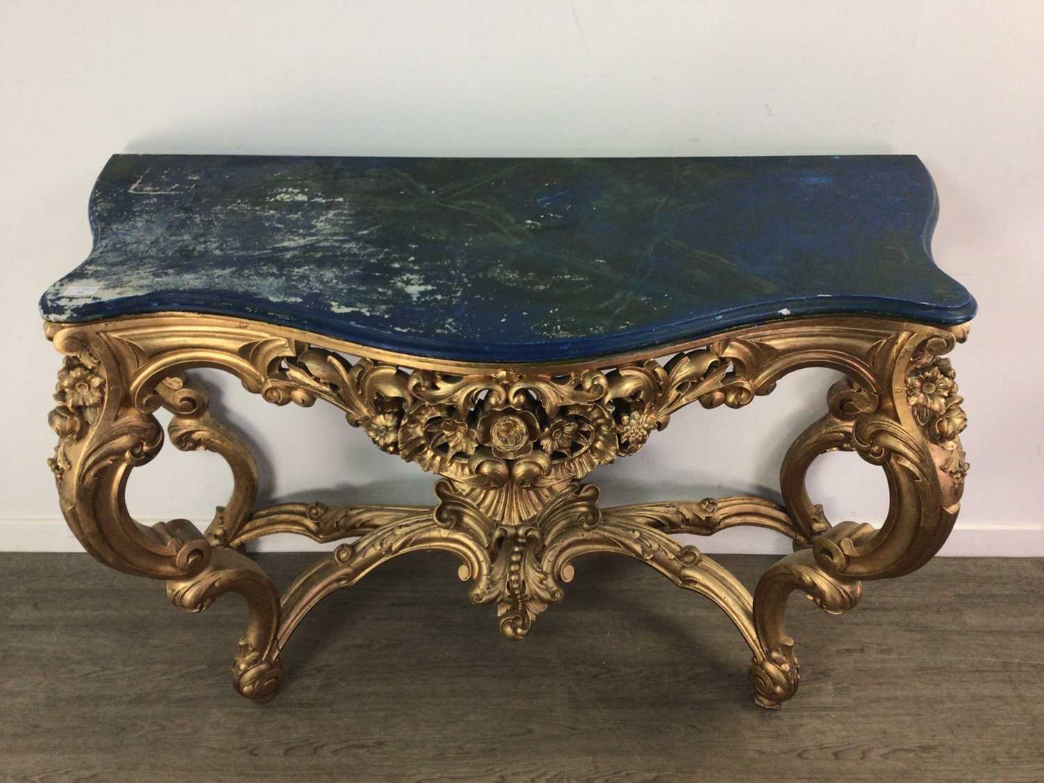 A LOUIS XVI STYLE GILTWOOD CONSOLE TABLE - Image 2 of 2