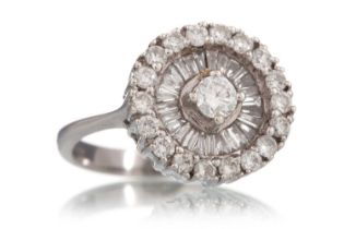 DIAMOND CLUSTER RING,