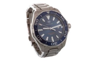 TAG HEUER, STAINLESS STEEL QUARTZ WRIST WATCH,