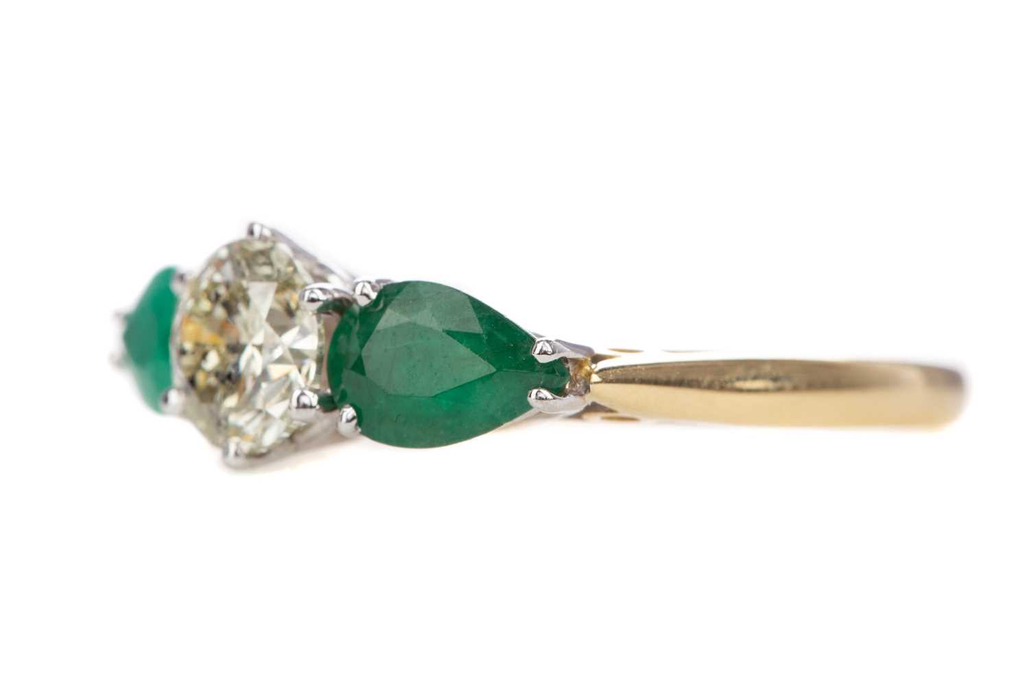 A CERTIFICATED EMERALD AND DIAMOND RING - Image 2 of 2