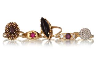 COLLECTION OF DRESS RINGS,