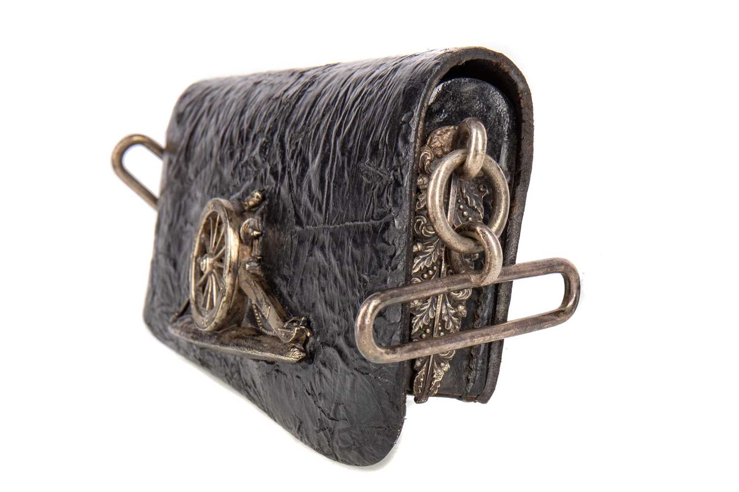 A 19TH CENTURY ARTILLERY OFFICER'S AMMUNITION POUCH - Image 3 of 3