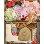 Miscellaneous items, including dolls and soft toys