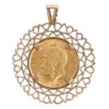 Gold coin. Sovereign 1912, in 9ct gold pendant, 12.5g
