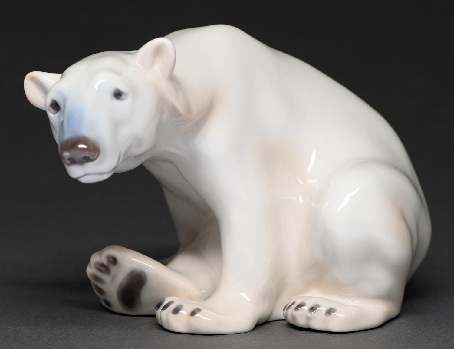 A Royal Copenhagen model of a polar bear, 20th c, 11cm h, printed and painted marks Good condition