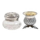 A George V silver thistle novelty salt cellar, 42mm h, by Fenton Brothers Ltd, Sheffield 1913 and