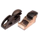 Woodworking tools. A gunmetal chariot plane and a cast steel bullnose rebate plane, 19th and 20th c,