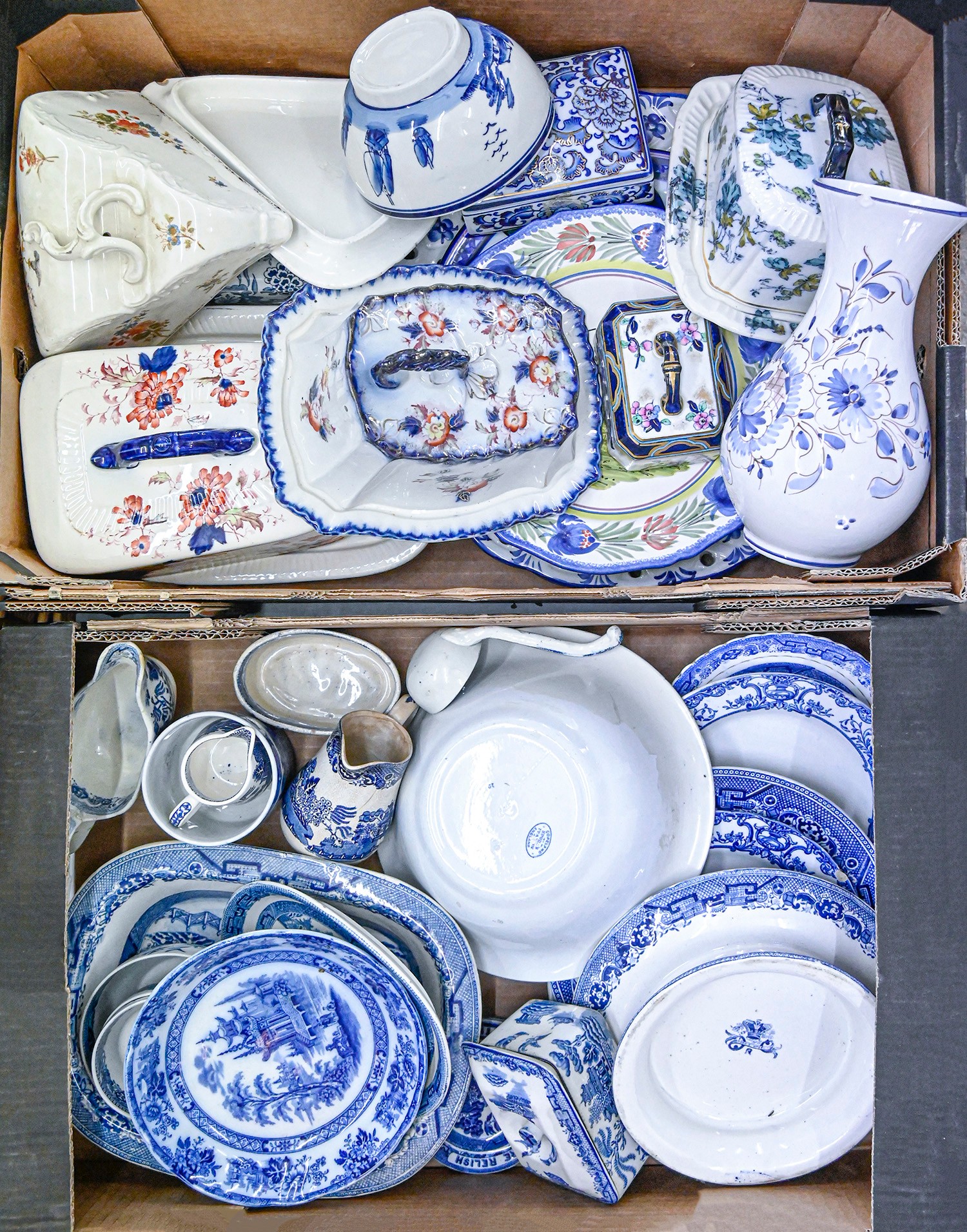 Miscellaneous ceramics, including blue and white table ware, various cheese dishes and covers, early