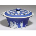 A Wedgwood dark blue jasper dip bough pot and grid cover, second half 19th c, 17cm over handles,