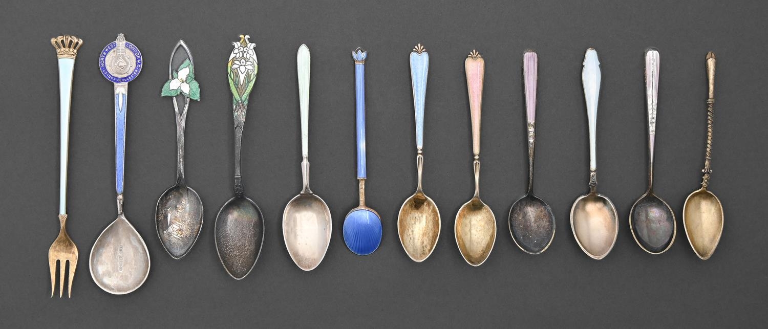 Miscellaneous silver and guilloche enamel coffee spoons and other articles, early 20th c, various