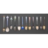 Miscellaneous silver and guilloche enamel coffee spoons and other articles, early 20th c, various