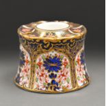 A Royal Crown Derby Imari pattern capstan inkwell and liner, 1907, 60mm h, printed mark