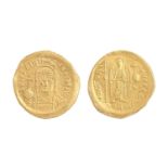 Justinian I, 527-565AD, Gold Solidus of Constantinople, 4.12gm, DNIVSTINIANVSPPAVG /