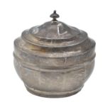 A Victorian silver tea caddy, 10cm h, by The Goldsmiths & Silversmiths Co Ltd, London 1897, 5ozs