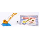 A Dinky toys diecast Goods Yard Crane 752, boxed