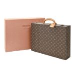 Luggage. A Louis Vuitton briefcase, Diplomate Classeur, c1995, covered in monogram canvas, leather