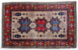 A Turkish rug, 177x 120cm