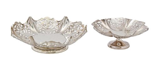 An Edward VIII pierced silver sweetmeat dish and a similar smaller tazza, 18.5 and 14.5cm diam, by