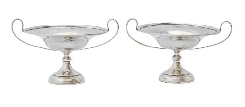 A pair of George V silver tazze, with loop handles, 11cm h, by Charles Edwards, London 1913, 12ozs