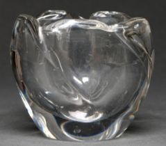A Daum glass vase, 12cm h, engraved DAUM [cross of Lorraine] NONCY FRANCE Good condition