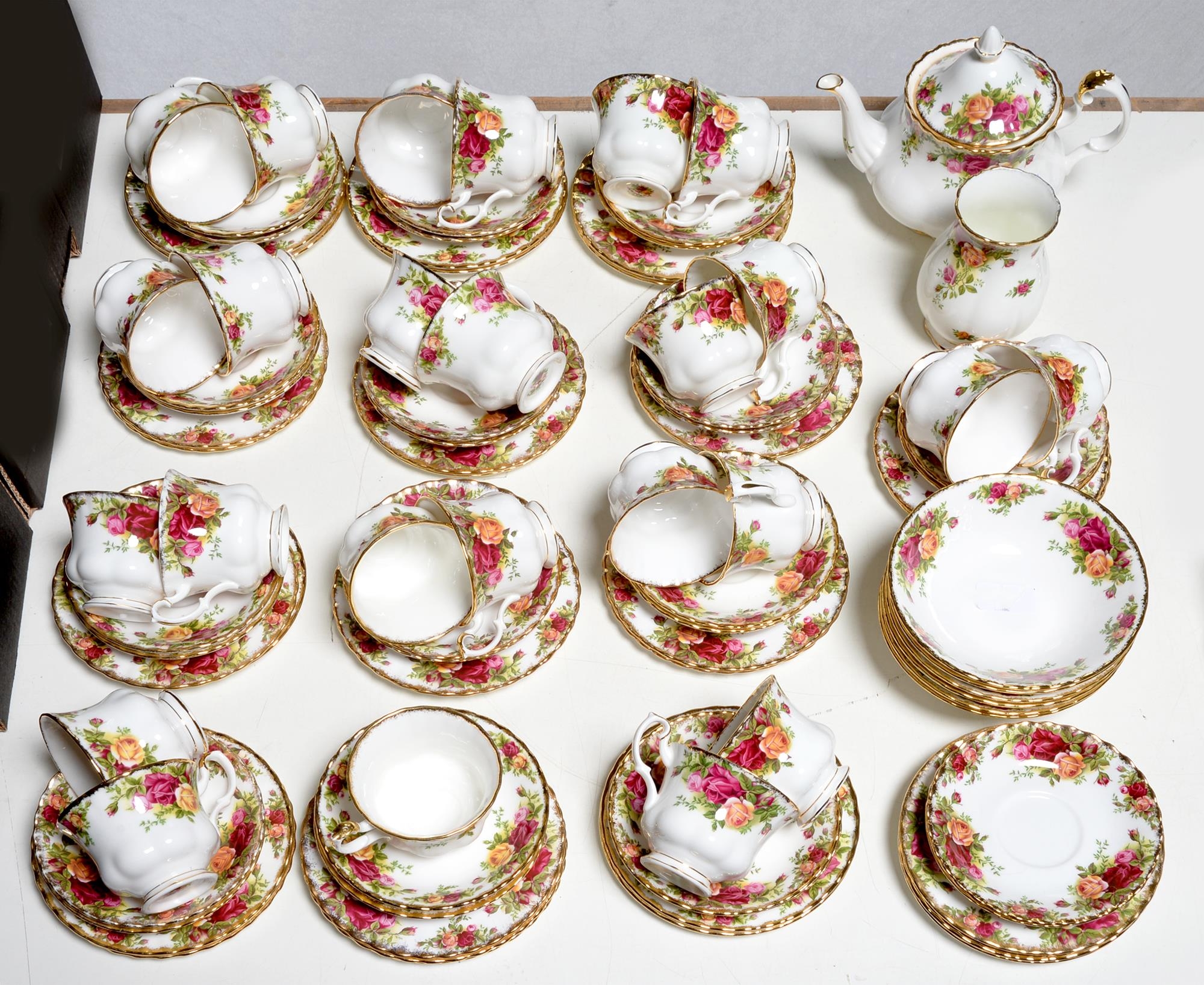 Twenty-four Royal Albert Old Country Roses pattern teacups, saucers and tea plates, printed marks,